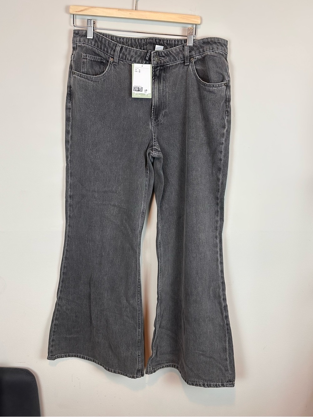 H&M Gray High Rise Wide Leg Flare Jeans Size 12 NEW